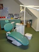 Craigie Implant & Dental Centre logo