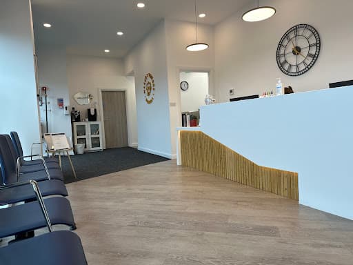 Market Square Dental logo