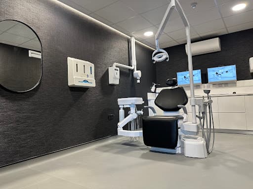 Wycombe Dental Hub logo