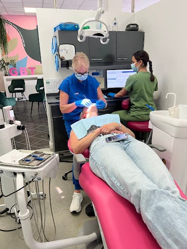 Dental Health Spa logo