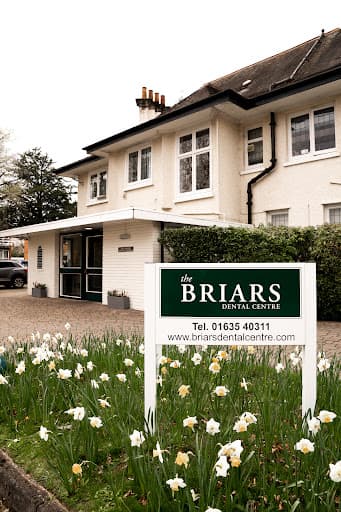 The Briars Dental Centre logo