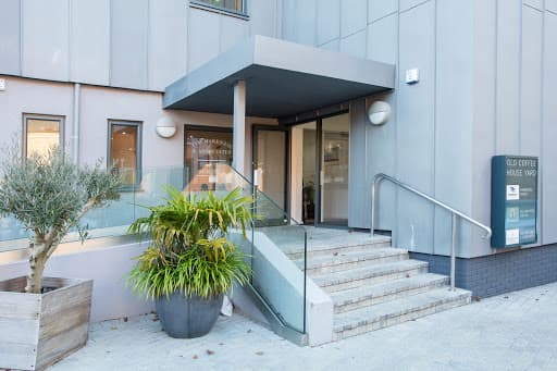 Mckenzies Dental Surgery logo