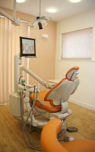 Crofts Dental Practice logo