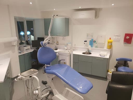 Heybridge Dental Practice logo
