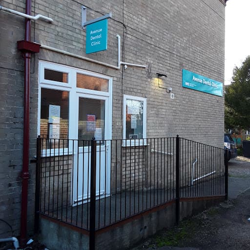 Avenue Dental Clinic logo