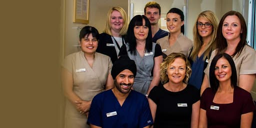 Refine Specialist Dental Care logo