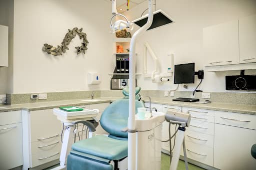 Market Place Dental Practice logo