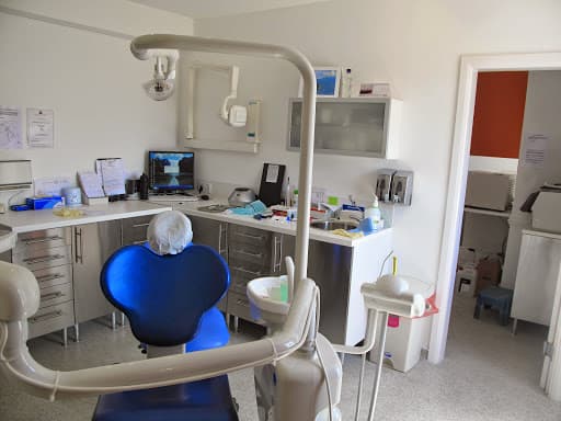 Dentabrite Clinic logo