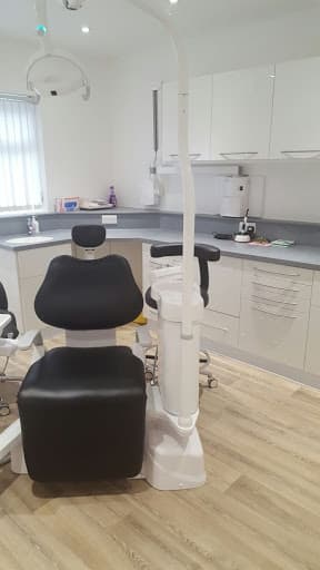 Boxmoor House Dental Practice logo