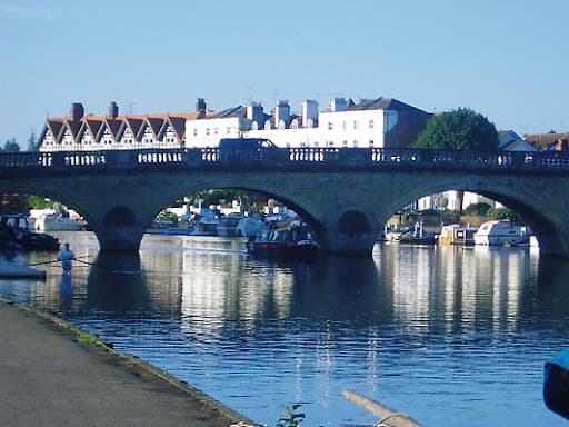 Blandyhouse Dental Practice logo