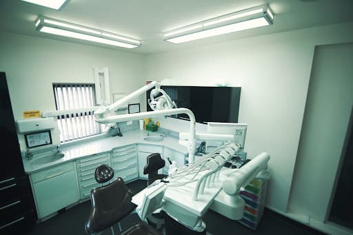 Antwerp House Dentistry Cambridge logo