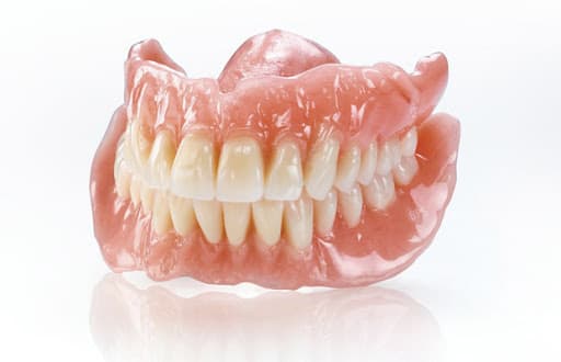 DENTURES DIRECT DENTURE CLINIC logo