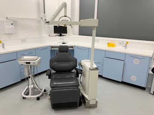 Pennington Dental Stratford logo