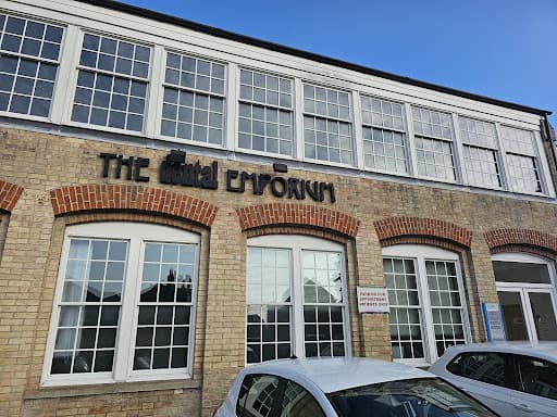 The Dental Emporium logo