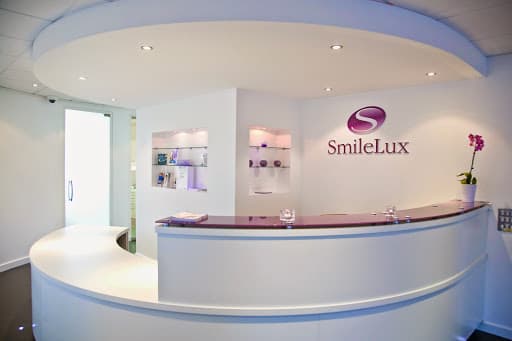 SmileLux Specialist Orthodontic Centre logo