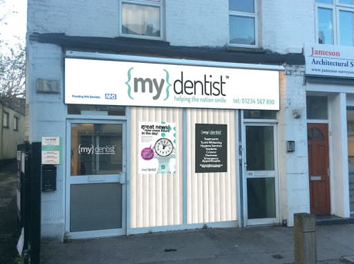 mydentist, Chipstead Valley Road, Coulsdon logo